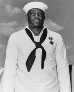 珍珠港事件中的英雄 美国海军厨师多里斯·米勒简介