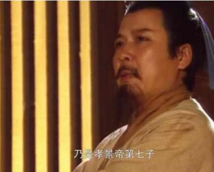 刘备陷入了高览、张郃的围困之后 为什么最后决定亲自迎敌