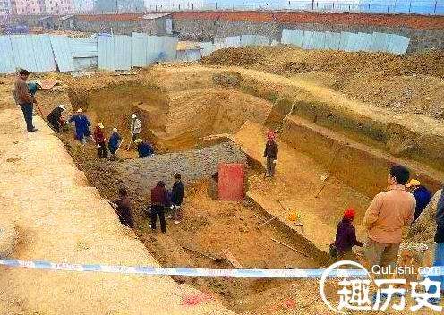 南京发掘一处古墓有200颗红色药丸，竟是帝王们的最爱的不老药