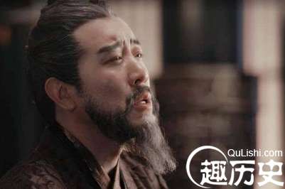 此人为杀他人，敢往皇帝的蜂蜜里放老鼠屎，皇帝仅用一招断忠奸