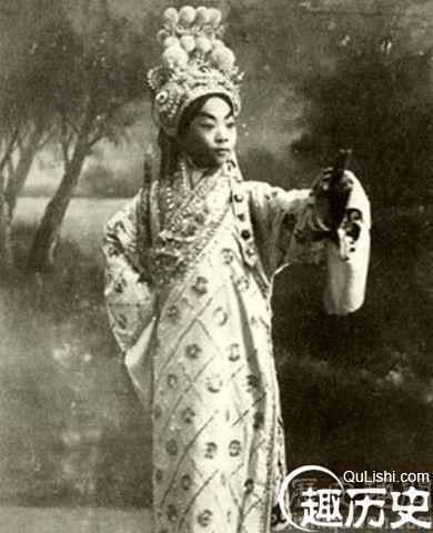 京剧演员姚玉兰是杜月笙的第几个姨太太
