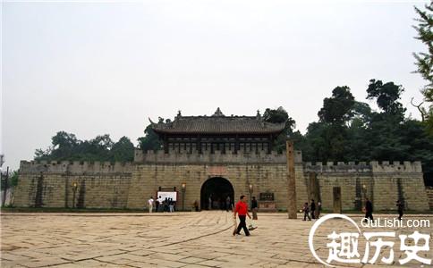 三国名人庞统会成为悲剧人物是因为长相吗