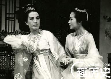 中国话剧皇后朱琳是怎样为角色戴上光环的？