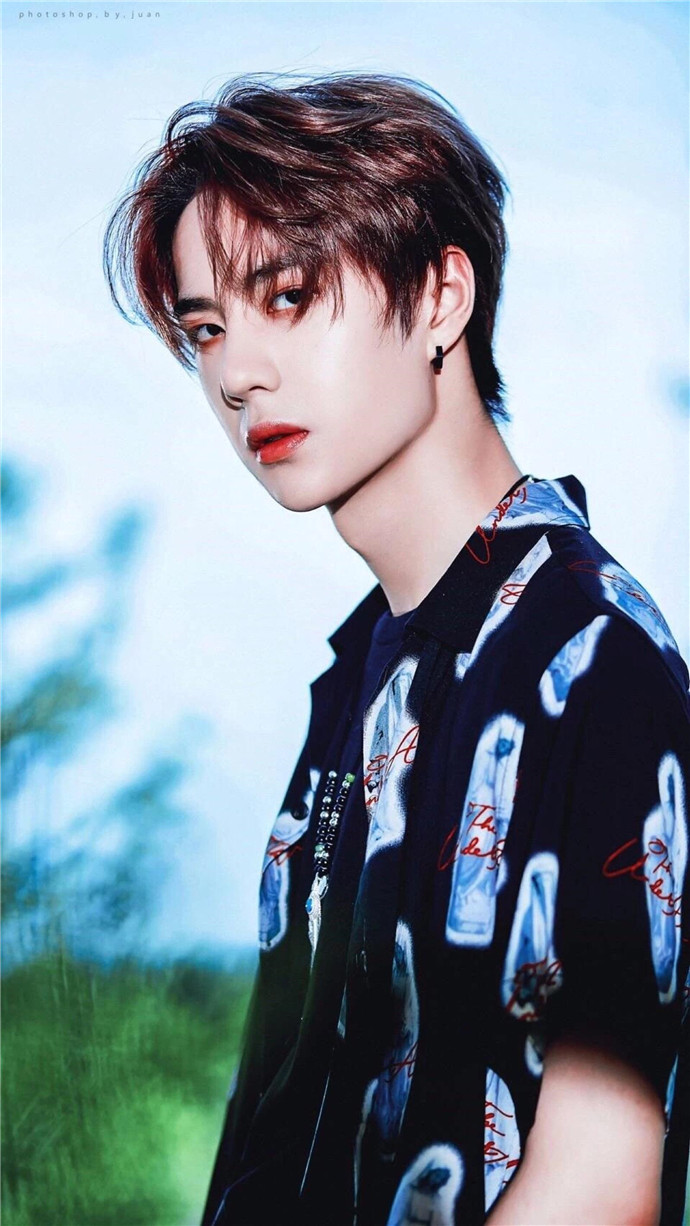 王一傅对孟美岐的笑容 王一博孟美岐是前任关系吗