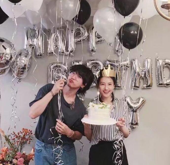 高圆圆庆生派对 冻龄女神保养超好却不见老公赵又廷身影