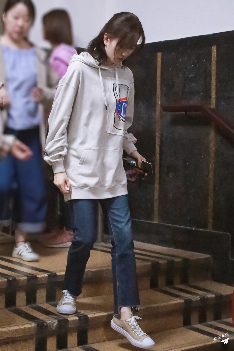 刘诗诗产后复工状态好 搭档朱一龙演《亲爱的自己》