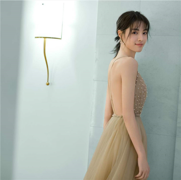钟楚曦打baby的图片 angelababy发文打脸谣言两人关系如何