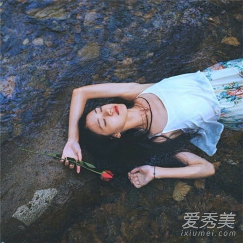 女总裁的猛男保镖主要讲的什么?