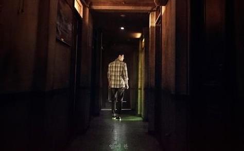 他人即地狱片尾曲是什么 他人即地狱插曲bgm介绍