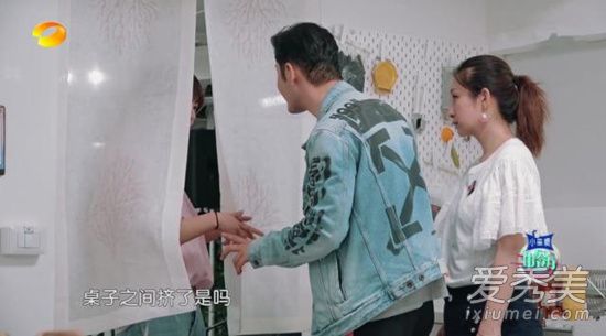 中餐厅杨紫手受伤是哪一期 中餐厅杨紫讲中式英语是哪期