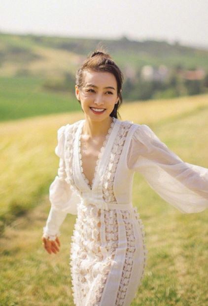 山月不知心底事叶骞泽喜欢向远吗 山月不知心底事叶骞泽死了吗