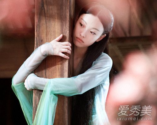 宸汐缘灵汐谁演的 倪妮个人资料介绍