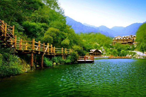 旅行适合发朋友圈的句子 旅行简短文艺句子大全