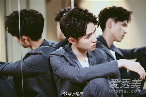 网球少年周助是谁演的 周助扮演者个人资料照片