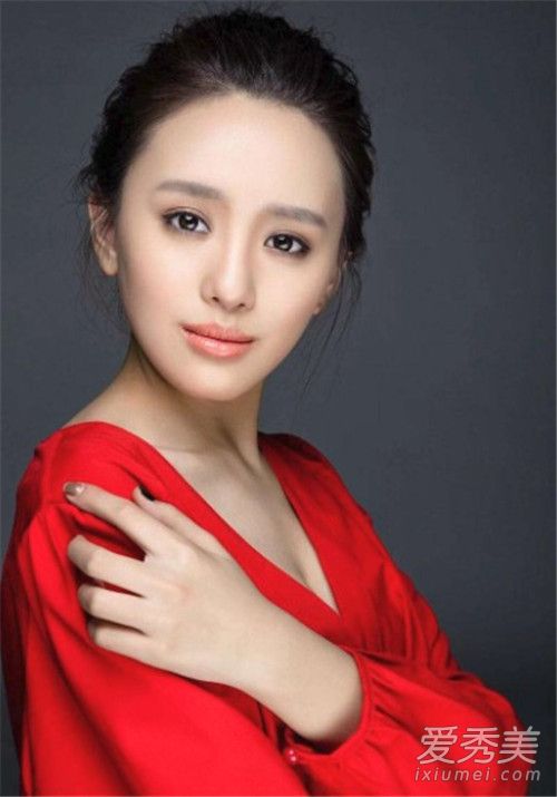 凤弈电视剧班铃儿是谁演的 班铃儿扮演者资料照片