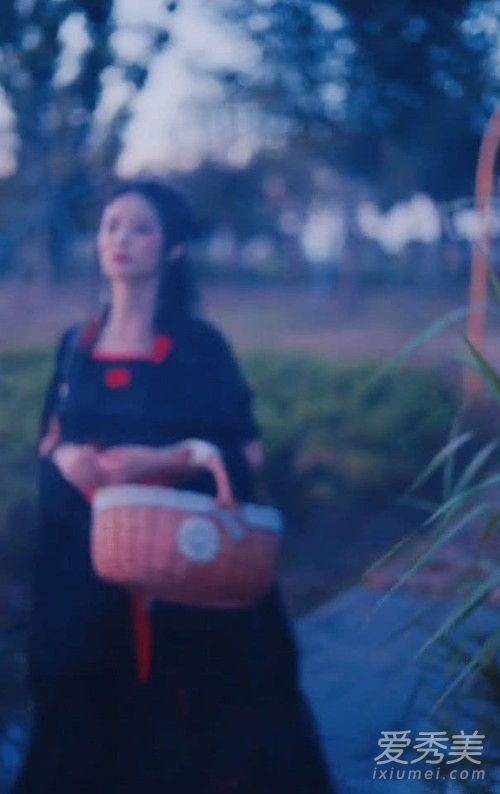 抖音孟婆为什么这么火 抖音最火孟婆照片
