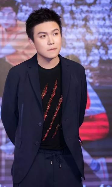 我只喜欢你费大川谁演的 言默舅舅安戈个人资料背景介绍
