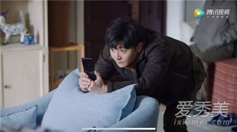 都挺好苏明玉用的手机是什么型号