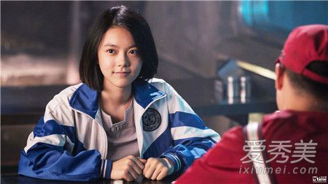 流浪地球刘启和韩朵朵是什么关系