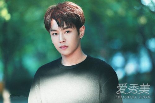 青春有你主题曲c位是谁 青春有你c位李汶翰资料介绍