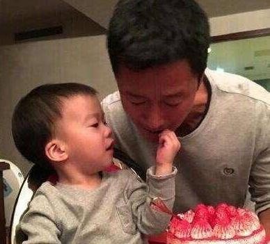 睡吧醒醒 走啊等等 星二代各种奇葩名