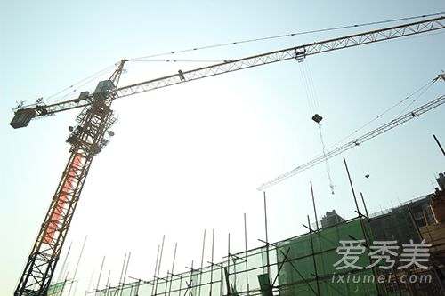 广州塔吊倒塌是什么原因 广州所有在建项目停工