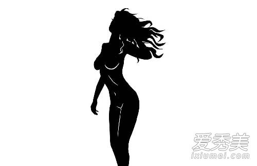 频向男员工发写真 老板娘性骚扰男员工图片