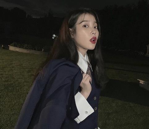 IU蓝发什么样子 IU蓝发什么情况