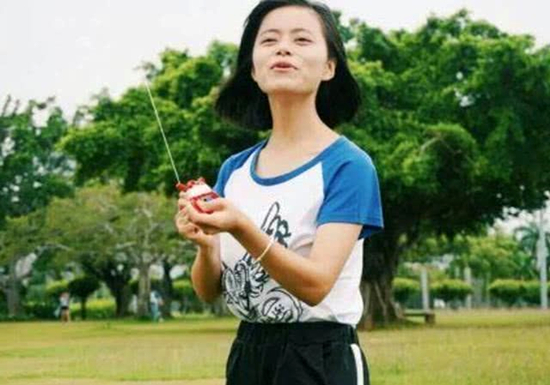 马云的女儿长什么样 马云一家四口图片