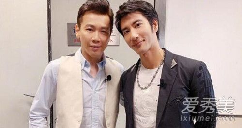 王力宏穿破洞袜怎么回事 王力宏穿破洞袜是什么节目
