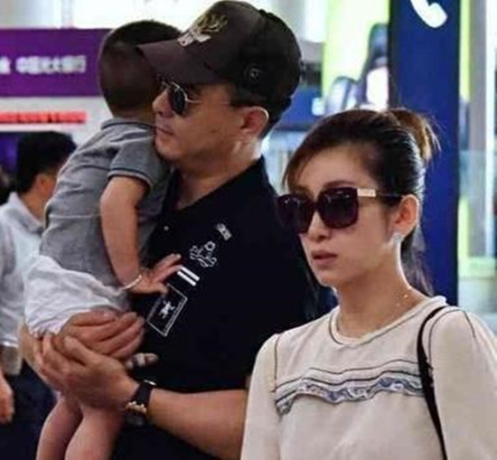 秦海璐老公叫什么名字 秦海璐的巨婴宝宝现在怎么样了