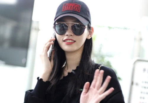 奚梦瑶家境如何 奚梦瑶家里是干嘛的有钱吗