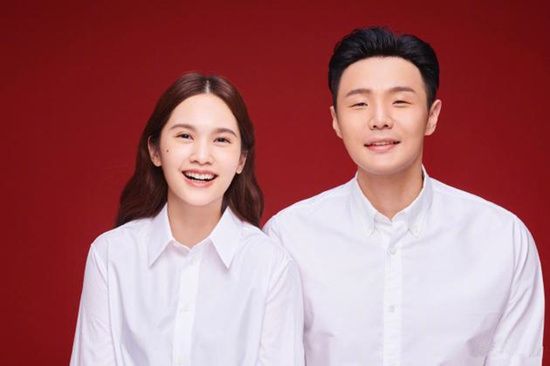 杨丞琳李荣浩领证事件始末 杨丞琳李荣浩在一起多久