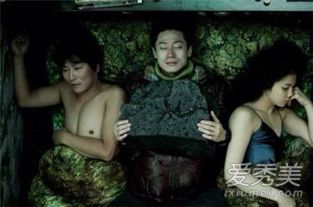蝙蝠韩国电影 吸血鬼与年轻少妇的不伦恋情