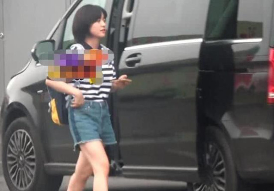 沈月恋情疑似曝光 这到底是个什么梗？