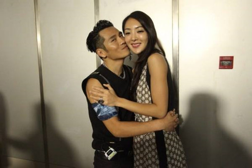 曹格方否认妻子怀三胎说了什么 曹格方否认妻子怀三胎怎么回事