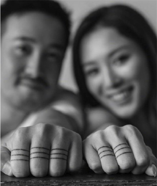 曾国祥婚纱照什么样子 曾国祥婚纱照怎么回事