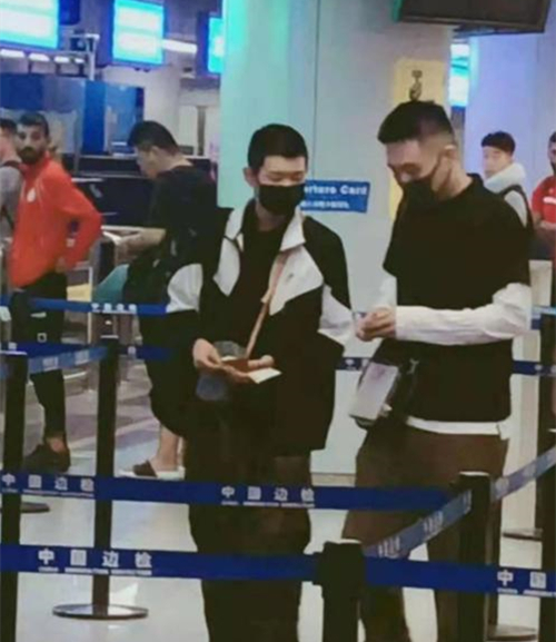 王源寸头什么样子 王源寸头怎么回事