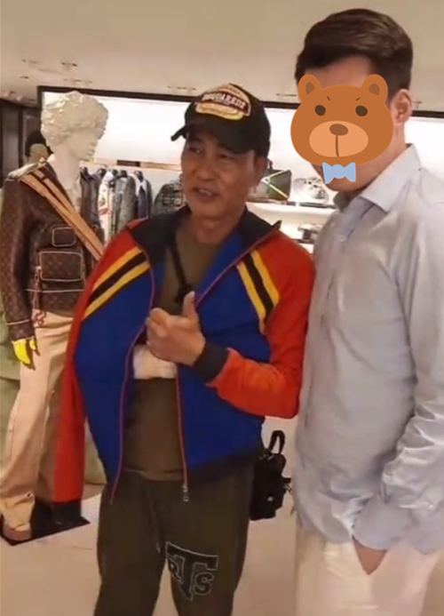 任达华逛街被偶遇 这到底是个什么情况？