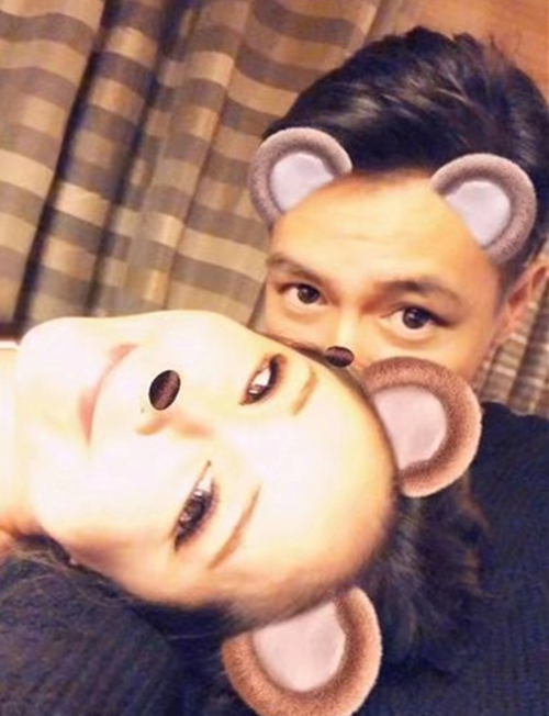 萧亚轩公布恋情什么情况 萧亚轩公布恋情怎么回事