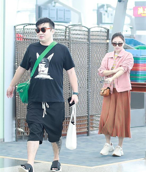 何雯娜否认怀孕怎么回事 何雯娜否认怀孕什么原因