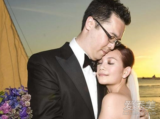 港媒爆梁静茹离婚 这到底是个什么情况？