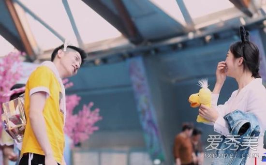 杨凯雯威廉约会怎么回事 杨凯雯威廉什么关系？