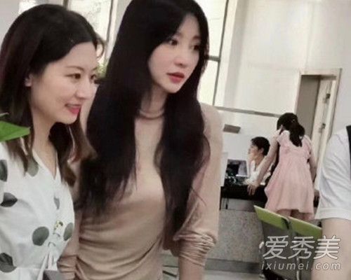 柳岩一口气买十套房是怎么回事 柳岩一口气买十套房是真的吗