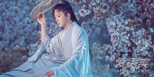 抖音向江南折过花对春风与红蜡是什么歌 歌词完整版介绍
