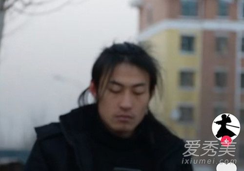 抖音黑旗v革先生bgm叫什么 Touch the Sky歌词完整版介绍