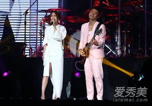 李荣浩求婚杨丞琳怎么回事 背后真相竟然是这样.....
