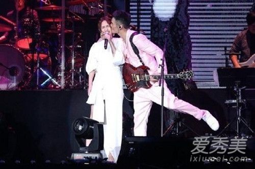 李荣浩求婚杨丞琳怎么回事 背后真相竟然是这样.....