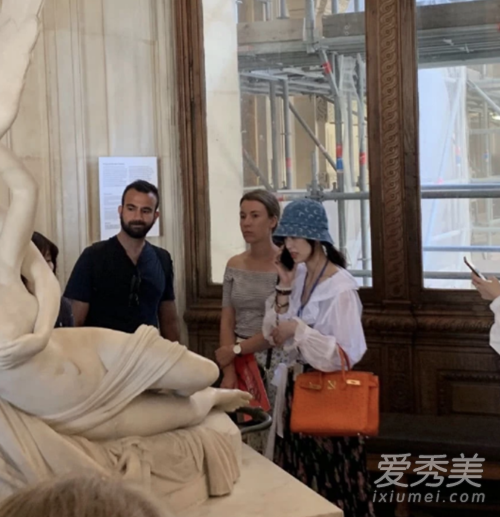 黄圣依嫌弃网友怎么回事 具体什么情况？