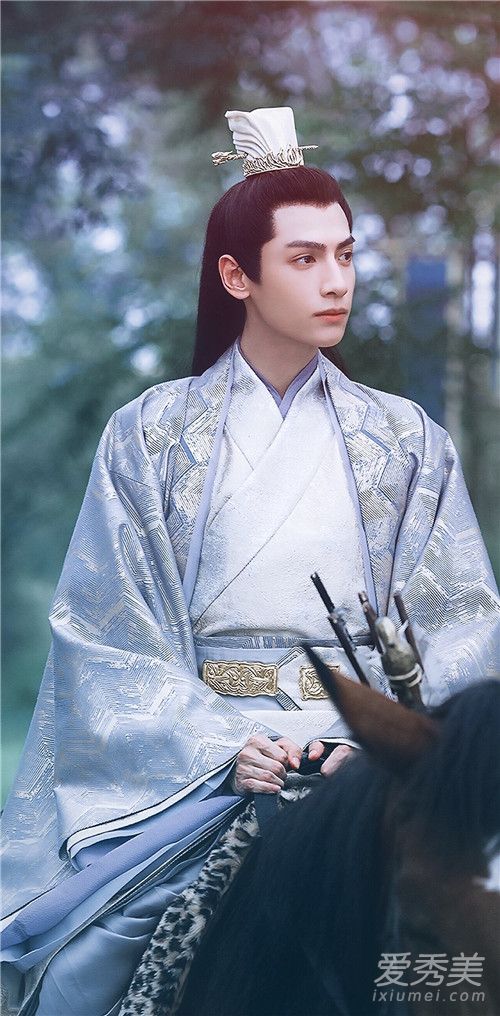 白发电视剧插曲是什么 白发王妃电视剧所有插曲